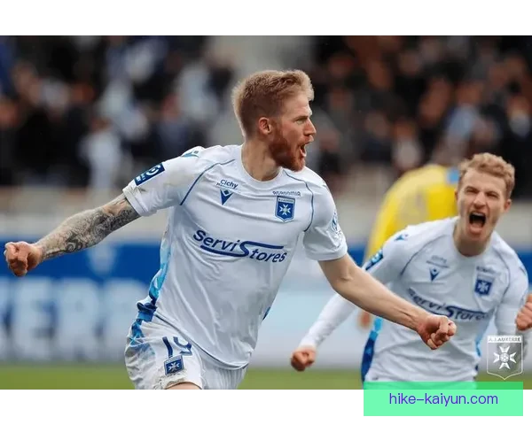 图卢兹战术调整后表现稳健，争取提升联赛竞争力。