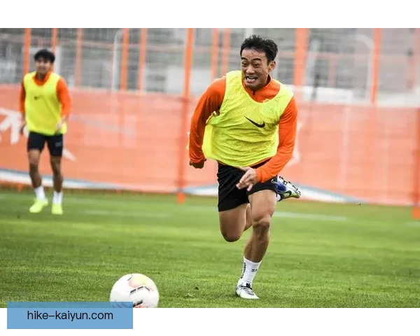 阿克球队贡献持续提升，成为关键角色助力球队表现稳健