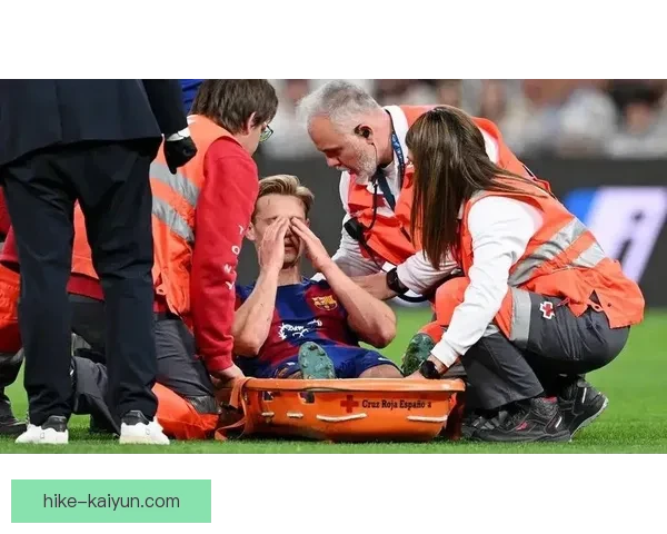 巴尔韦德积极参与慈善活动，展现球场外的社会责任感与人文关怀